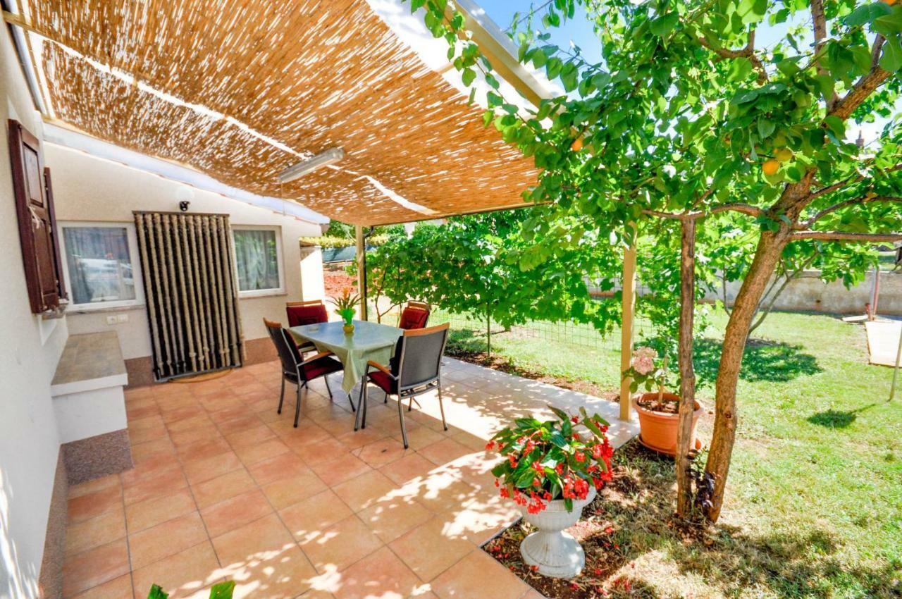 Apartamento Nevija Novigrad Istria Exterior foto